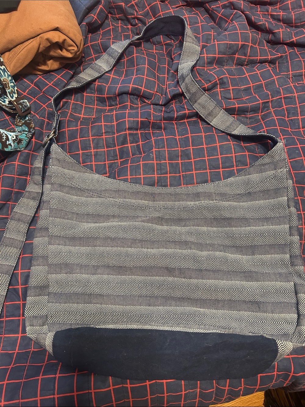thirty-one Gray Striped Canvas Shoulder Bag